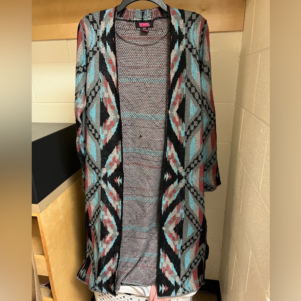 Long sleeve cardigan - Aztec print- black,grey,blue,pink